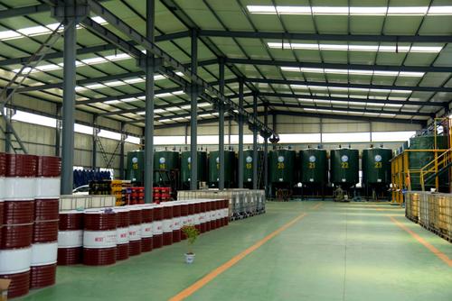 潤滑油工廠.jpg